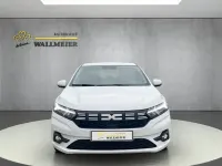 Usado Dacia Sandero Expression 101 CV (74 kW) 2025 Blanco Berlina