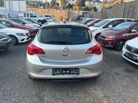 Gebraucht Opel Astra 110 PS (80 kW) 2013 Silber Limousine