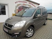 Gebraucht Peugeot TePee Allure 120 PS (88 kW) 2017 Braun Van / Kleinbus