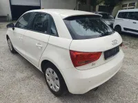 Gebraucht Audi A1 Sportback Attraction 90 PS (66 kW) 2015 Weiß Kleinwagen