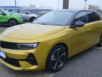 Gebraucht Opel Astra 131 PS (96 kW) 2024 Gelb (lackierung amber yellow/typ auss) Limousine