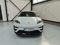 Gebraucht Porsche Macan Turbo 469 kW (639 PS) 2024 Grau SUV