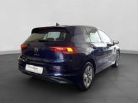 Gebraucht VW Golf VIII Life 131 PS (96 kW) 2024 Blau Limousine