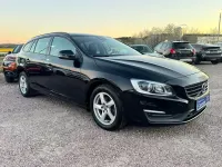 Gebraucht Volvo V60 Business Edition 150 PS (110 kW) 2017 Schwarz Kombi