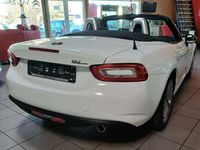 Gebraucht Fiat 124 Spider Lusso 140 PS (102 kW) 2017 Gelato weiß Cabrio