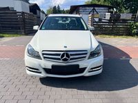 Gebraucht Mercedes C180 156 PS (114 kW) 2011 Weiß Limousine