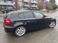 Gebraucht BMW 123 Advantage 204 PS (150 kW) 2011 Schwarz Kleinwagen