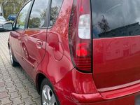 Gebraucht Mitsubishi Colt 90 PS (66 kW) 2008 Rot Kleinwagen