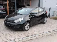 Używany Kia Rio Edition 7 86 KM (63 kW) 2012 Czarny Sedan/Limuzyna