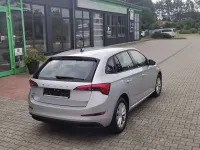 Gebraucht Skoda Scala Ambition 110 PS (80 kW) 2023 Brilliantsilber metallic Kleinwagen