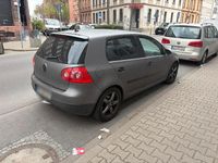 Gebraucht VW Golf V 140 PS (102 kW) 2007 Silber Limousine