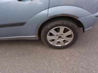 Gebraucht Ford Focus 101 PS (74 kW) 2004 Blau Limousine