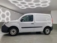 Gebraucht Renault Kangoo 110 PS (80 kW) 2018 Weiß Van / Kleinbus