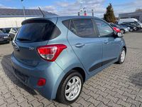 Gebraucht Hyundai i10 Passion 87 PS (63 kW) 2016 Braun Kleinwagen
