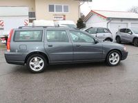 Gebraucht Volvo V70 185 PS (136 kW) 2006 Titanium grey pearl / metallic Kombi