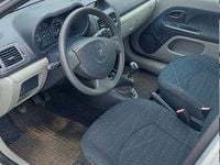 Gebraucht Renault Clio II Expression 75 PS (55 kW) 2001 Grau Limousine