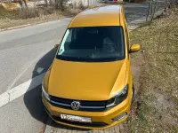 Gebraucht VW Caddy Trendline 102 PS (75 kW) 2020 Gelb Van / Kleinbus