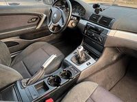 Gebraucht BMW 318 143 PS (105 kW) 2004 Silber Coupé