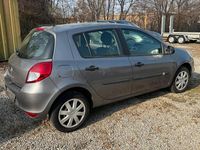 Gebraucht Renault Clio IV 75 PS (55 kW) 2012 Grau Kleinwagen