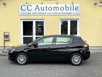 Gebraucht Peugeot 308 Access 125 PS (91 kW) 2014 Limousine