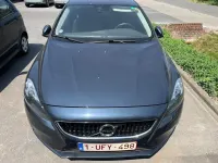 Gebraucht Volvo V40 122 PS (89 kW) 2018 Blau Limousine
