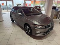 Gebraucht VW Polo United 95 PS (69 kW) 2021 Limestone grey metallic Kleinwagen