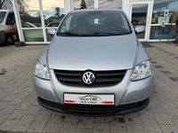 Gebraucht VW Fox Basis 54 PS (39 kW) 2005 Silber Kleinwagen