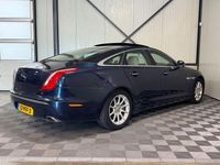 Gebraucht Jaguar XJ Premium Luxury 275 PS (202 kW) 2011 Blau Limousine
