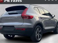 Neu Volvo XC40 Plus 197 PS (144 kW) 2026 Silber SUV