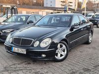 Gebraucht Mercedes E280 Avantgarde 177 PS (130 kW) 2005 Schwarz Limousine