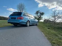 Gebraucht Mercedes E200 136 PS (100 kW) 2012 Blau Kombi