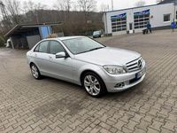 Gebraucht Mercedes C180 Elegance 156 PS (114 kW) 2010 Grau Limousine