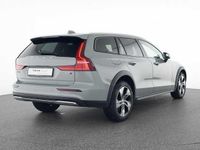 Gebraucht Volvo V60 CC 145 PS (106 kW) 2023 Kombi