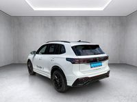 Gebraucht VW Tiguan R-line 150 PS (110 kW) 2024 Weiß SUV