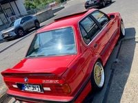 Second-hand BMW 325 Performance 170 CP (125 kW) 1991 Roșu Berlinǎ