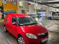 Gebraucht Skoda Roomster 75 PS (55 kW) 2010 Rot Van / Kleinbus