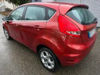 Gebraucht Ford Fiesta 82 PS (60 kW) 2009 Rot Kleinwagen