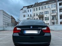 Gebraucht BMW 316 125 PS (91 kW) 2006 Schwarz Limousine