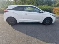 Gebraucht Hyundai i20 101 PS (74 kW) 2015 Weiß Coupé