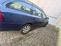 Second-hand Skoda Octavia Ambiente 105 CP (77 kW) 2010 Albastru Break