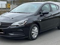 Gebraucht Opel Astra Eco 105 PS (77 kW) 2016 Schwarz Limousine
