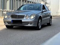 Gebraucht Mercedes E320 Avantgarde 224 PS (164 kW) 2005 Silber Limousine