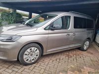 Gebraucht VW Caddy Maxi Style 122 PS (89 kW) 2023 Beige Van / Kleinbus