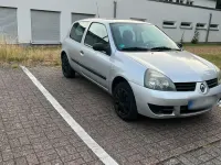 Gebraucht Renault Clio 60 PS (44 kW) 2006 Silber Kleinwagen