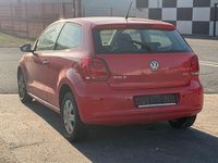 Gebraucht VW Polo Trendline 75 PS (55 kW) 2012 Rot Kleinwagen