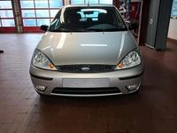 Gebraucht Ford Focus 100 PS (73 kW) 2003 Silber Kleinwagen