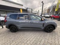 Gebraucht Dacia Jogger Extreme 94 PS (69 kW) 2024 Grau Van / Kleinbus