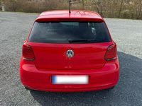 Gebraucht VW Polo Style 60 PS (44 kW) 2012 Rot Kleinwagen