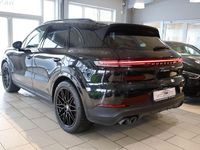 Gebraucht Porsche Cayenne 470 PS (345 kW) 2024 Chromitschwarz SUV