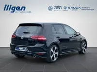 Gebraucht VW Golf VII GTI 220 PS (161 kW) 2015 Schwarz / deep black perleffekt Limousine